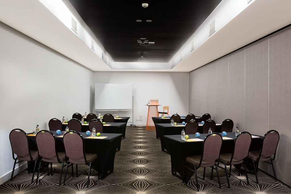 Atura Dandenong Hotel